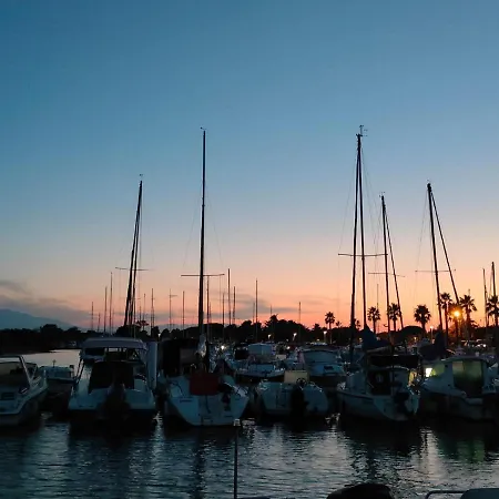 Botel Le Voilier Du Soleil Sainte-Marie-la-Mer